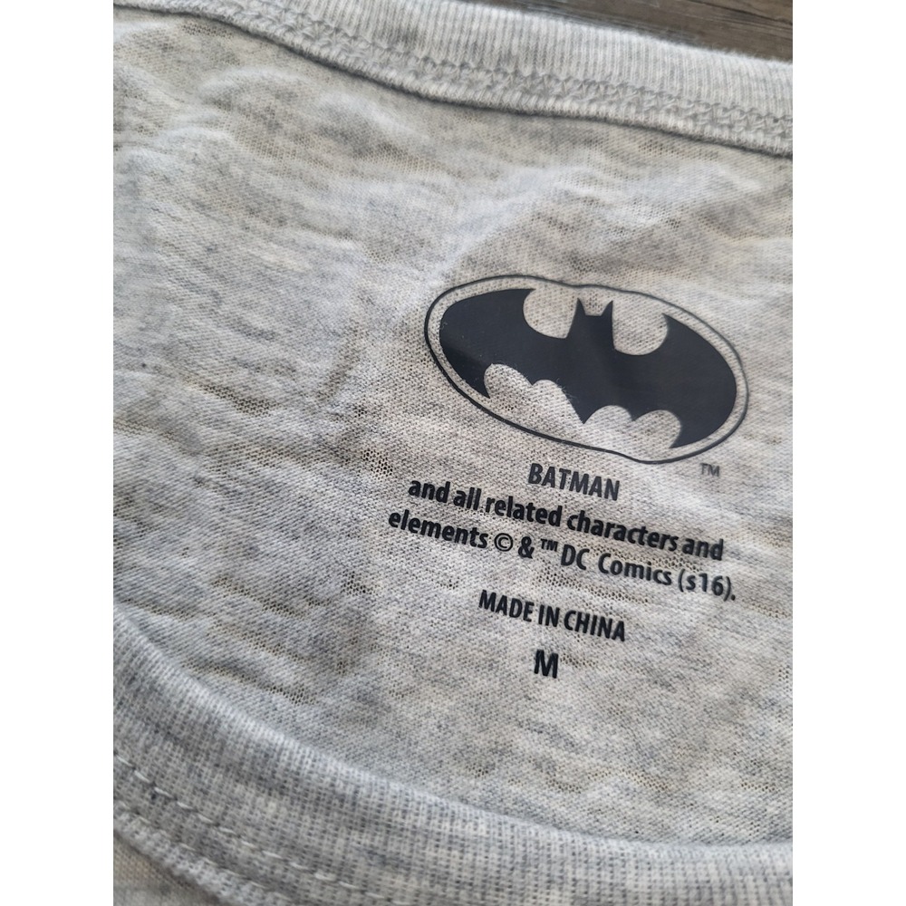 Batman Womens Medium T Shirt Licensed Logo Graphic Shirt‎ Top Heather Gray - Picture 5 of 6
